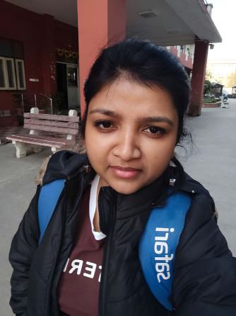 A headshot of Srishti Jaiswal