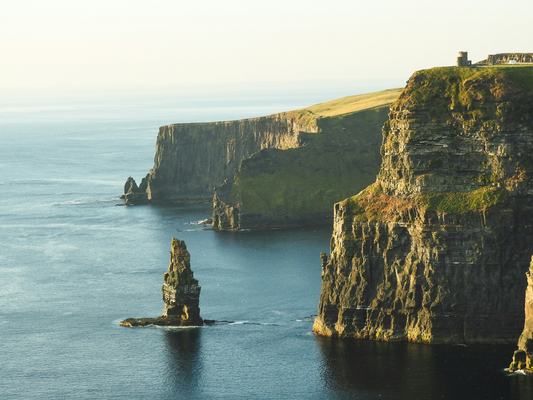 A colour photograph of the beautiful Irish coastline